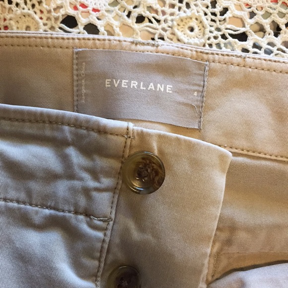 🏷 Everlane Lightweight Relaxed Chino Khakis - Picture 4 of 5